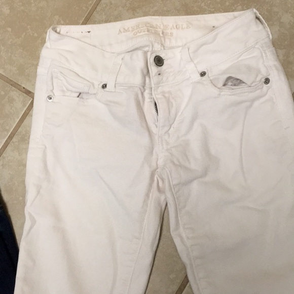 American Eagle Stretch Crops - Picture 2 of 3